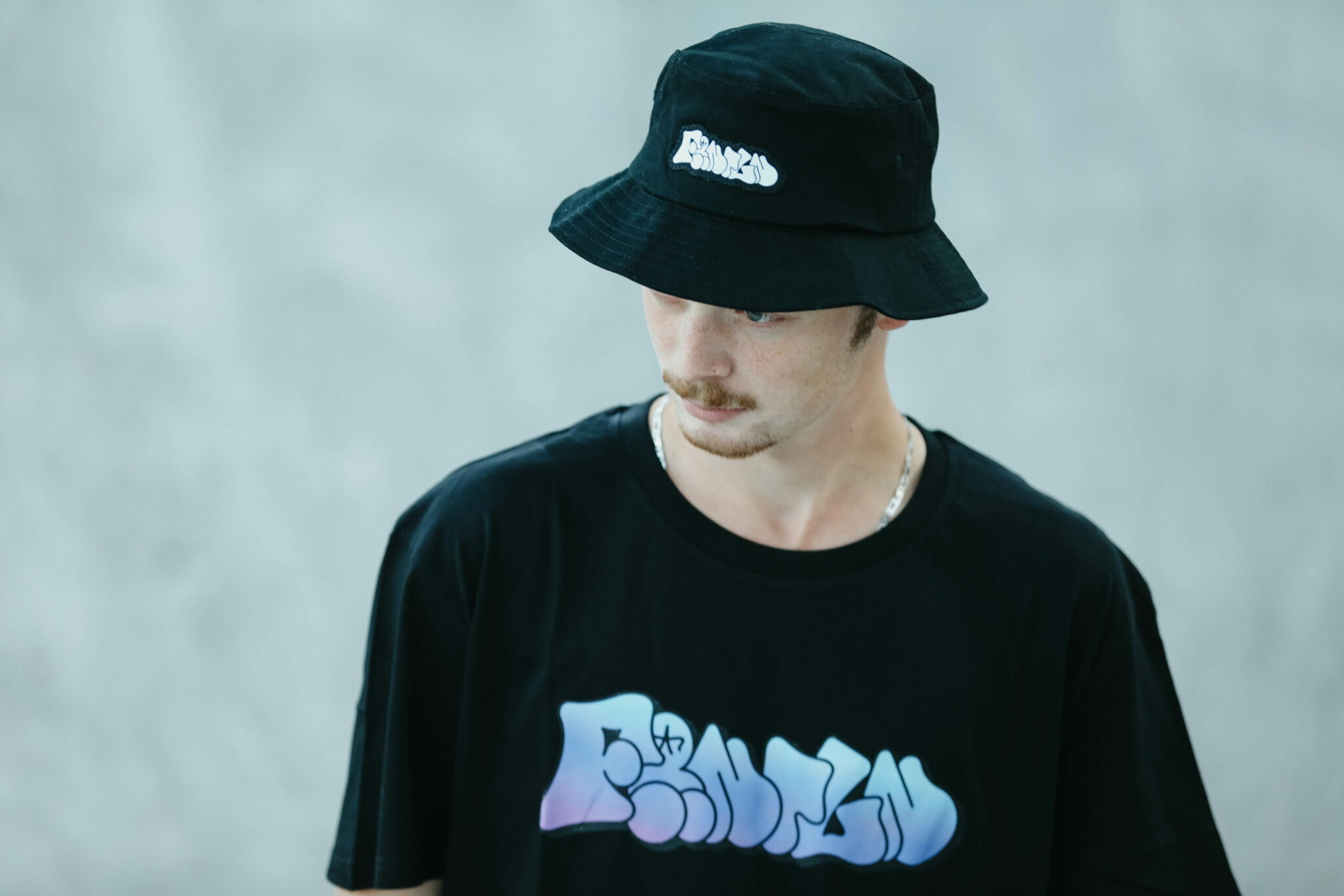 FRONTLINE FESTIVAL BUCKET HAT BLACK - Image 2